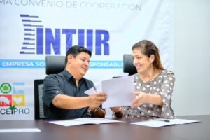 Programa de reciclaje de aceite usado de INTUR y Aceipro en Honduras